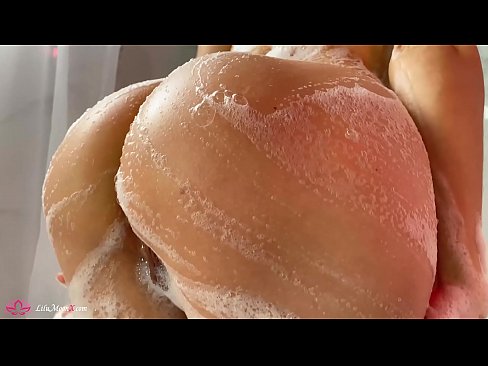 ❤️ Bà thủ dâm âm hộ với máy rung đến cực khoái mãnh liệt trong vòi hoa sen ❌ Fucking ở% vi.porn-evooli.ru%